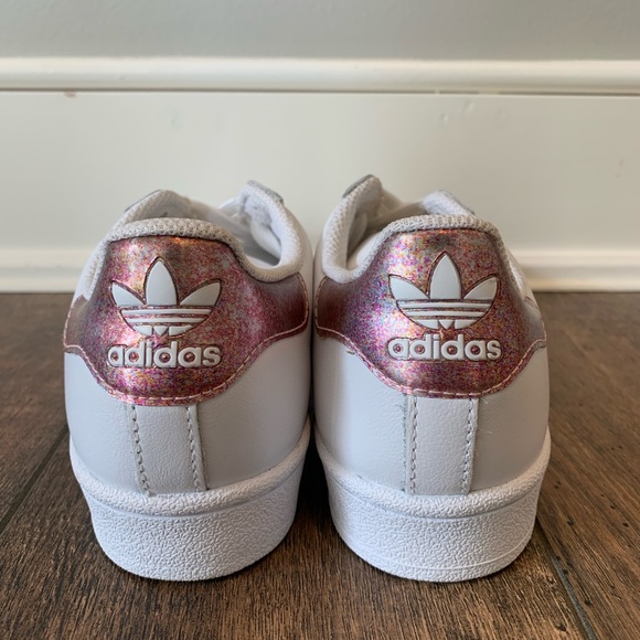 BRAND NEW! Adidas Superstar Shoes - Picture 3 of 3